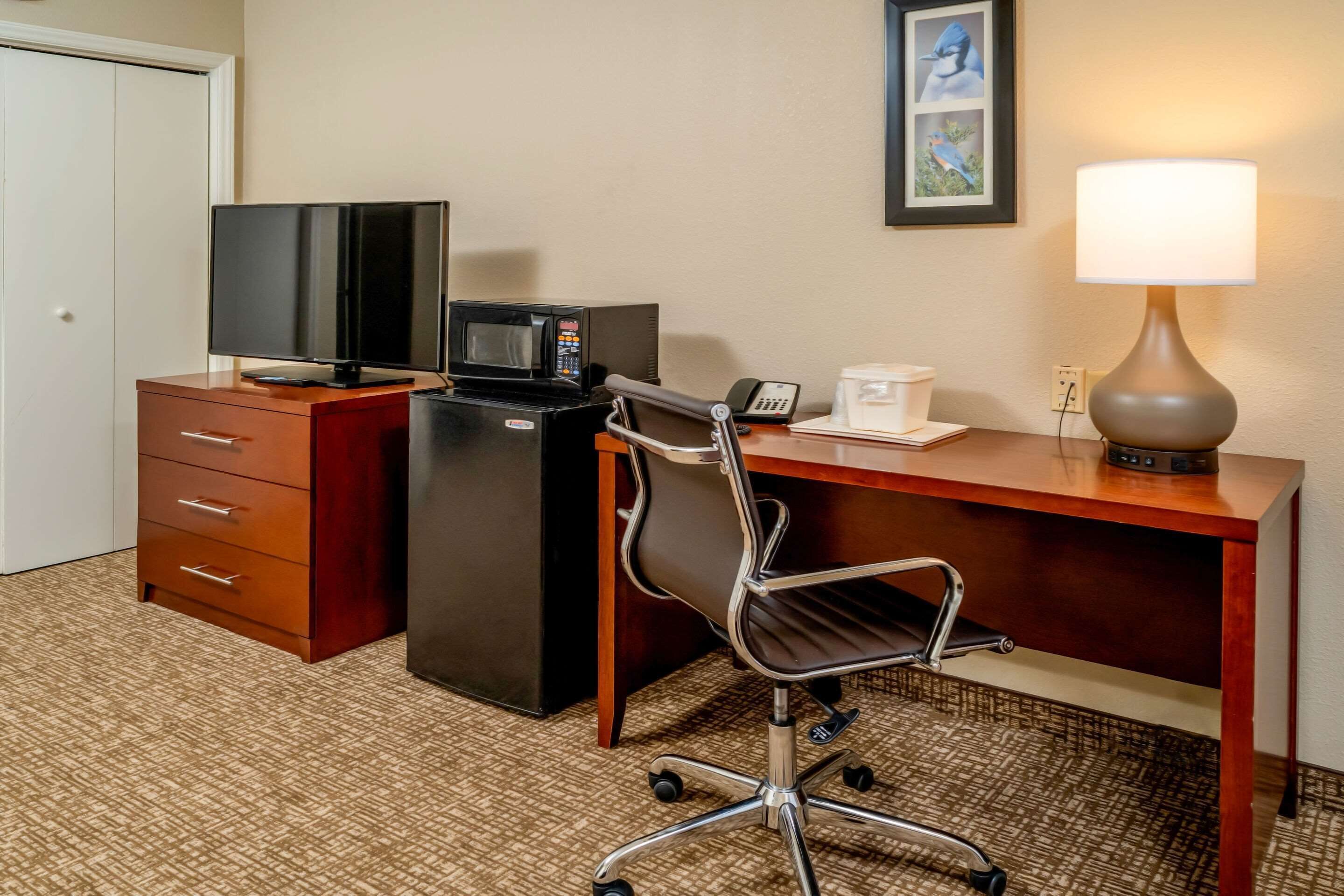 in-room safe, desk, laptop workspace, iron/ironing board