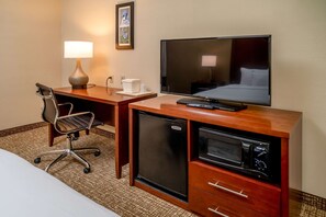 In-room safe, desk, laptop workspace, iron/ironing board