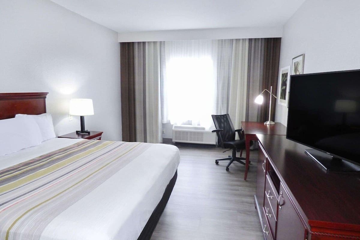 In-room safe, desk, iron/ironing board, cribs (free)