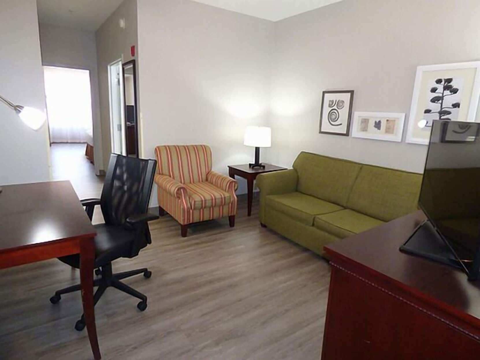 Living area | TV