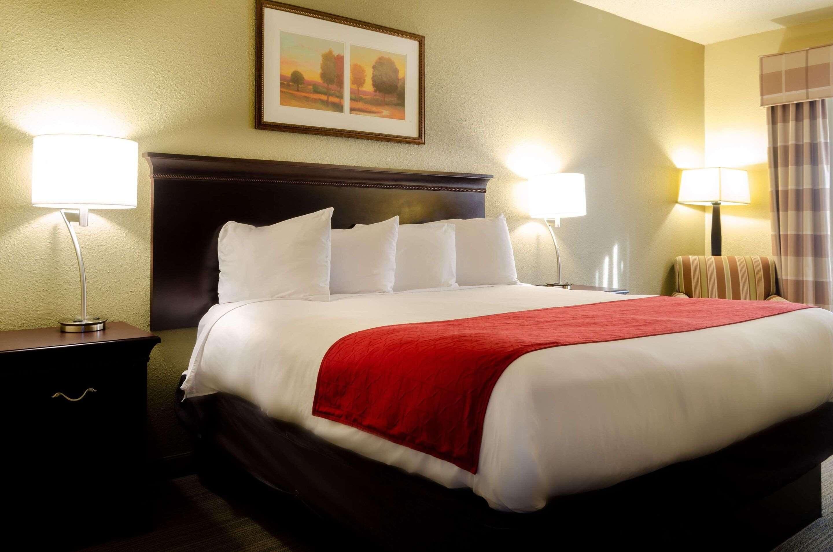 In-room safe, desk, laptop workspace, blackout curtains