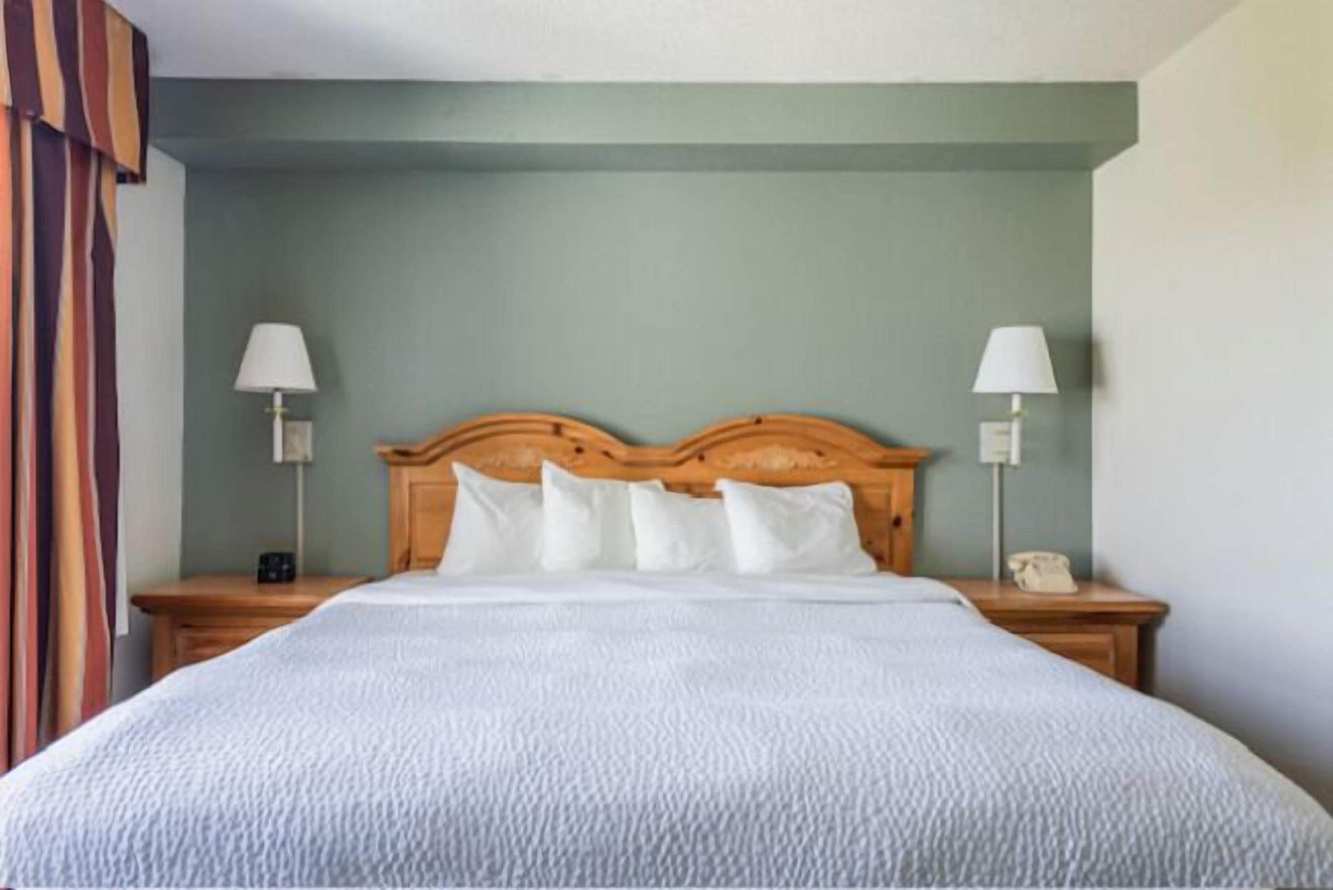 Blackout drapes, iron/ironing board, free WiFi, bed sheets