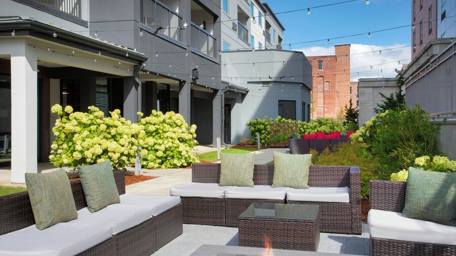 Courtyard by Marriott Worcester