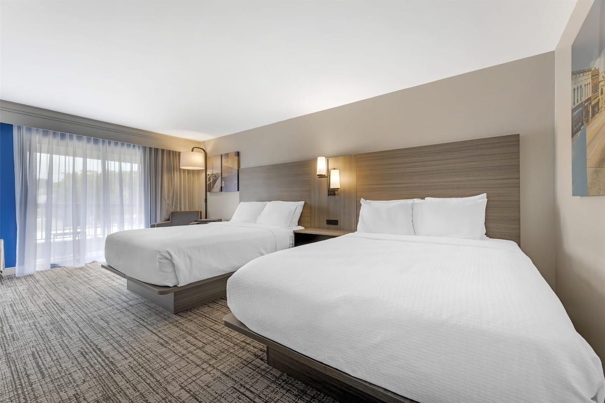 Standard Room, 2 Queen Beds, Non Smoking, Balcony