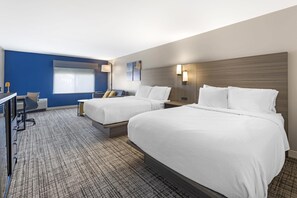 Standard Room, 2 Queen Beds, Non Smoking (with Single Sofabed)