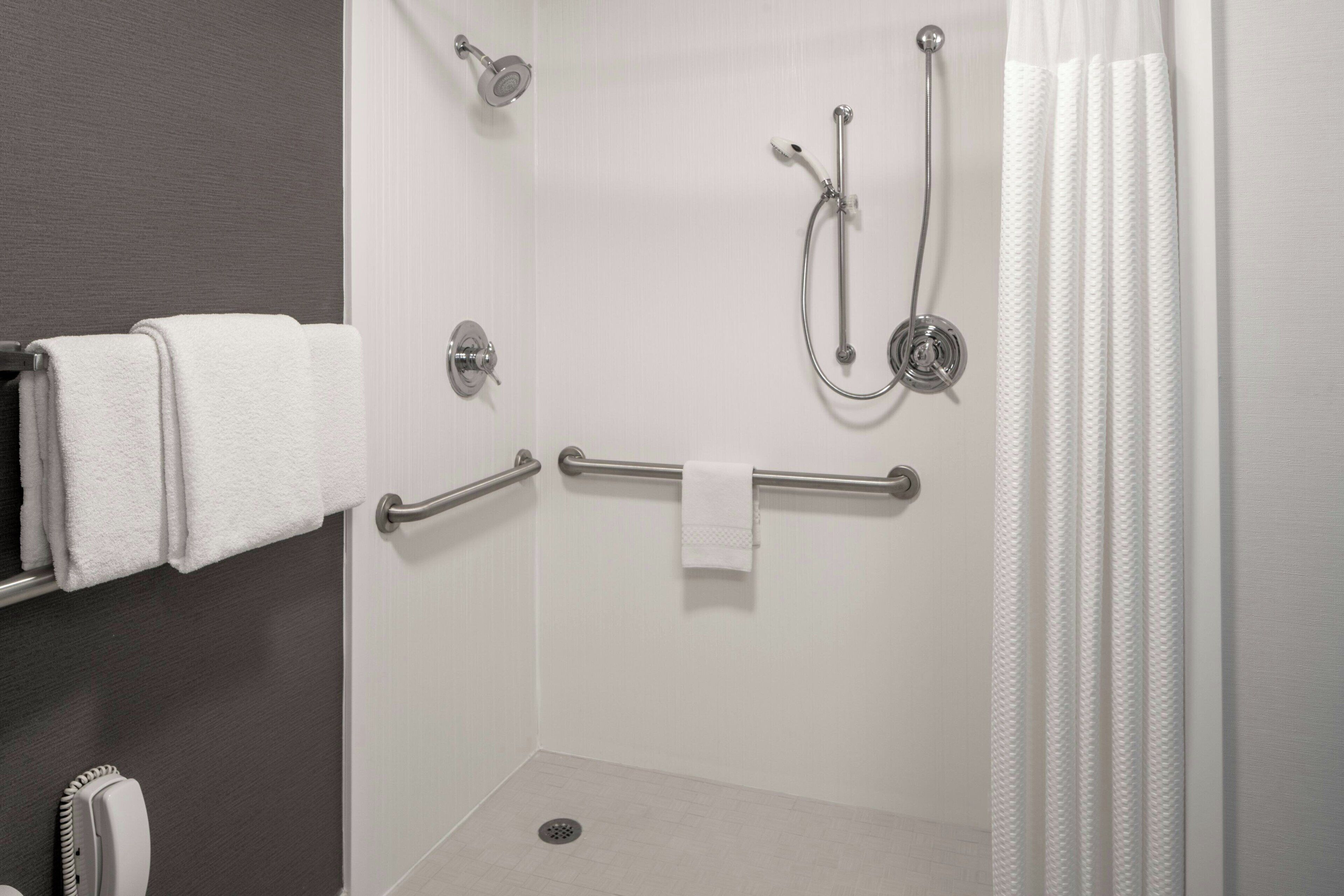 room, 1 king bed with sofa bed | bathroom | combined shower/bathtub, free toiletries, hair dryer, towels