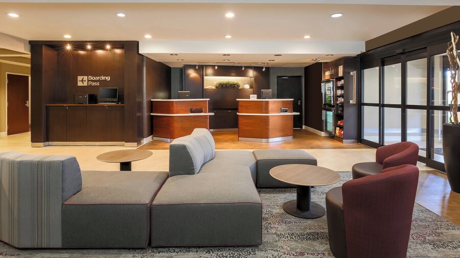 Courtyard by Marriott Monroe Airport