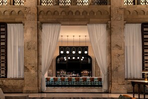 Bar (on property) - Courtyard by Marriott San Diego Downtown (San Diego)