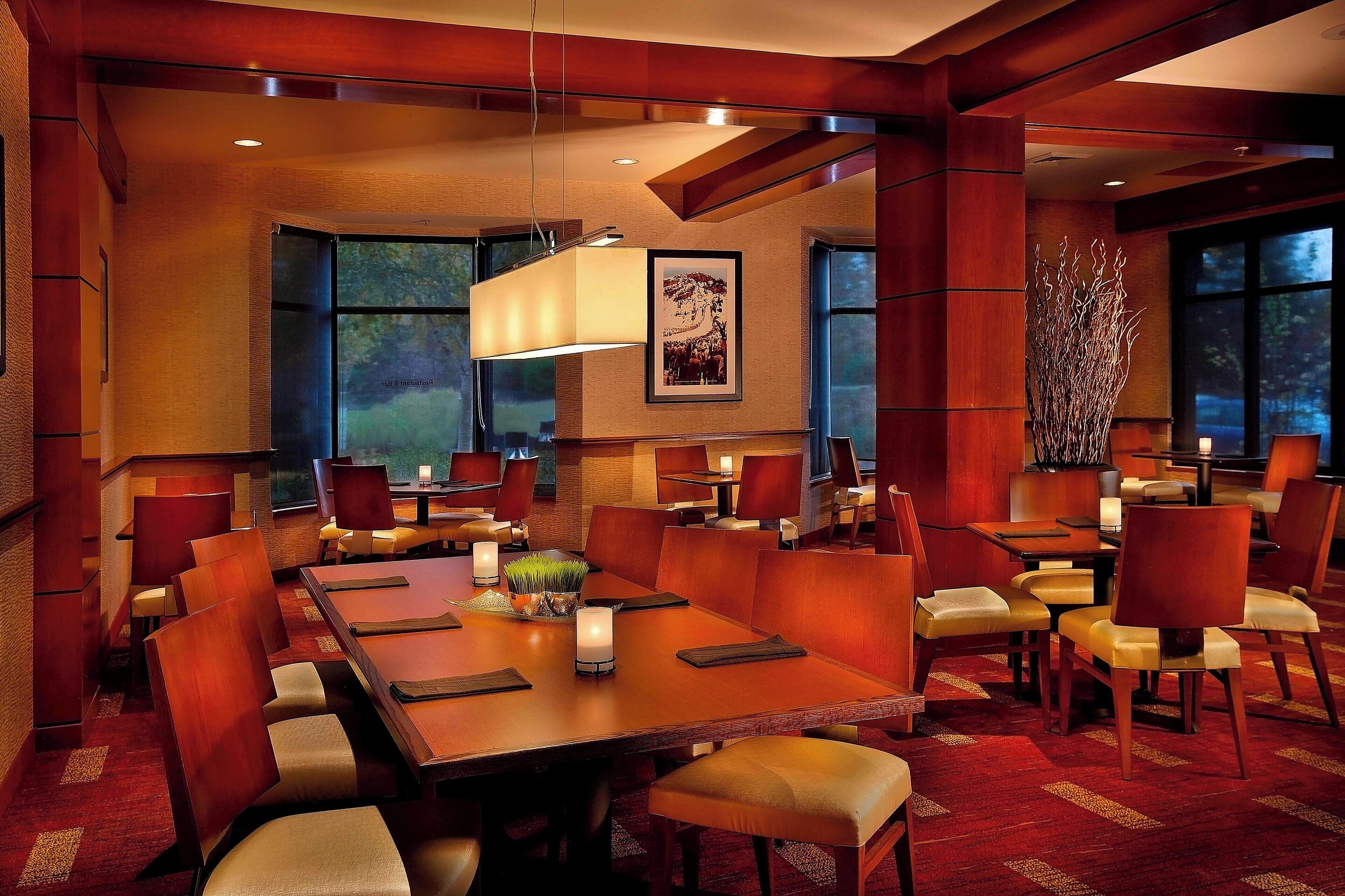 breakfast and dinner served, american cuisine