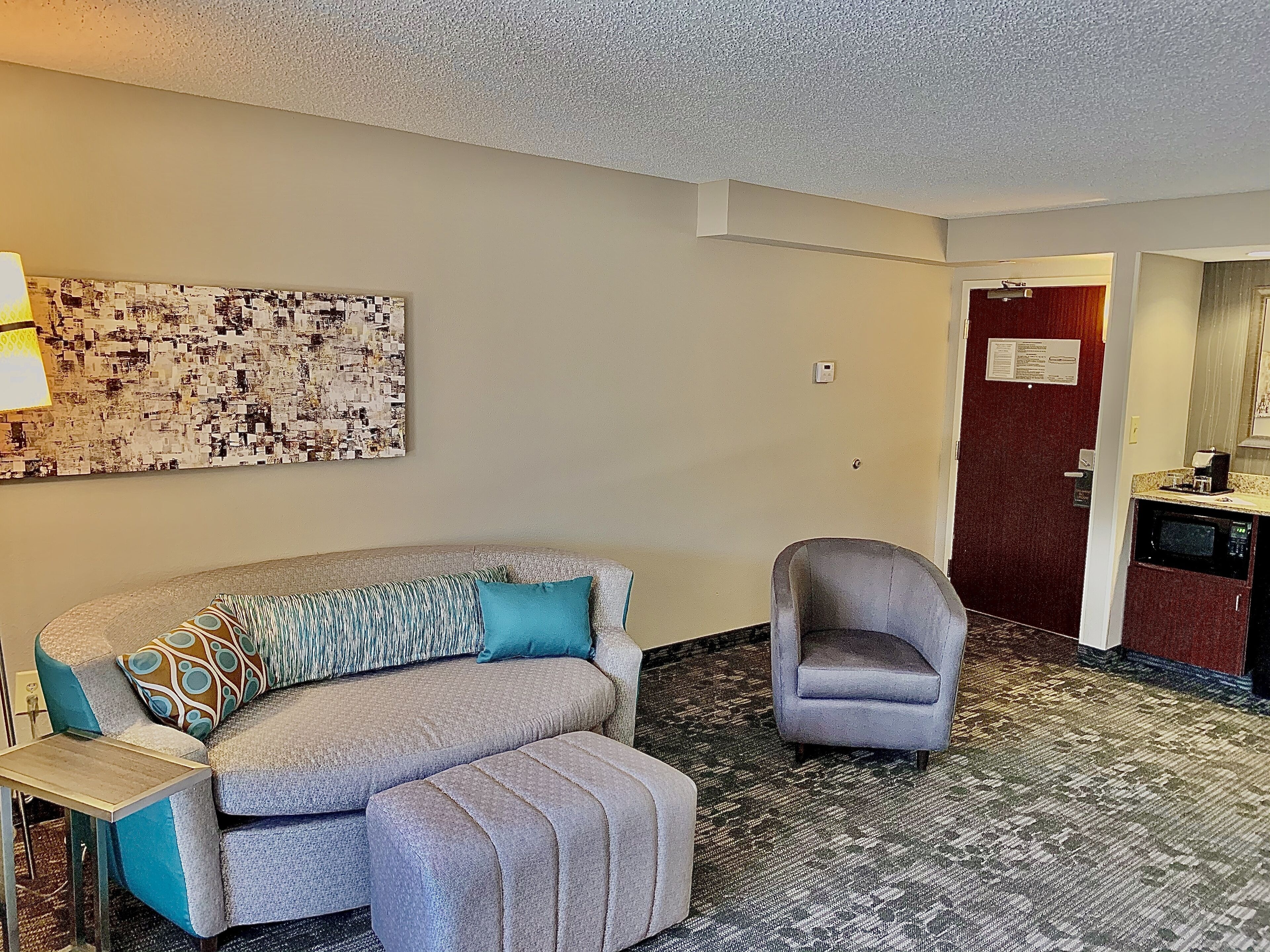 1 bedroom, desk, laptop workspace, blackout curtains