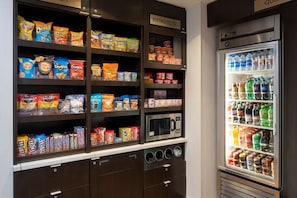 Snack bar