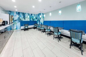 包含每日外带式早餐