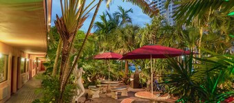 罗德岱堡海滩度假村酒店及套房