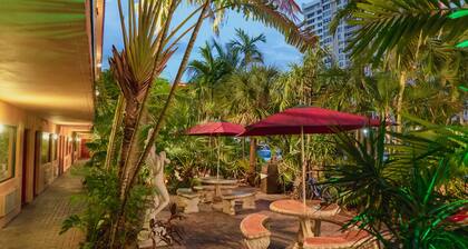 Fort Lauderdale Beach Resort Hotel & Suites