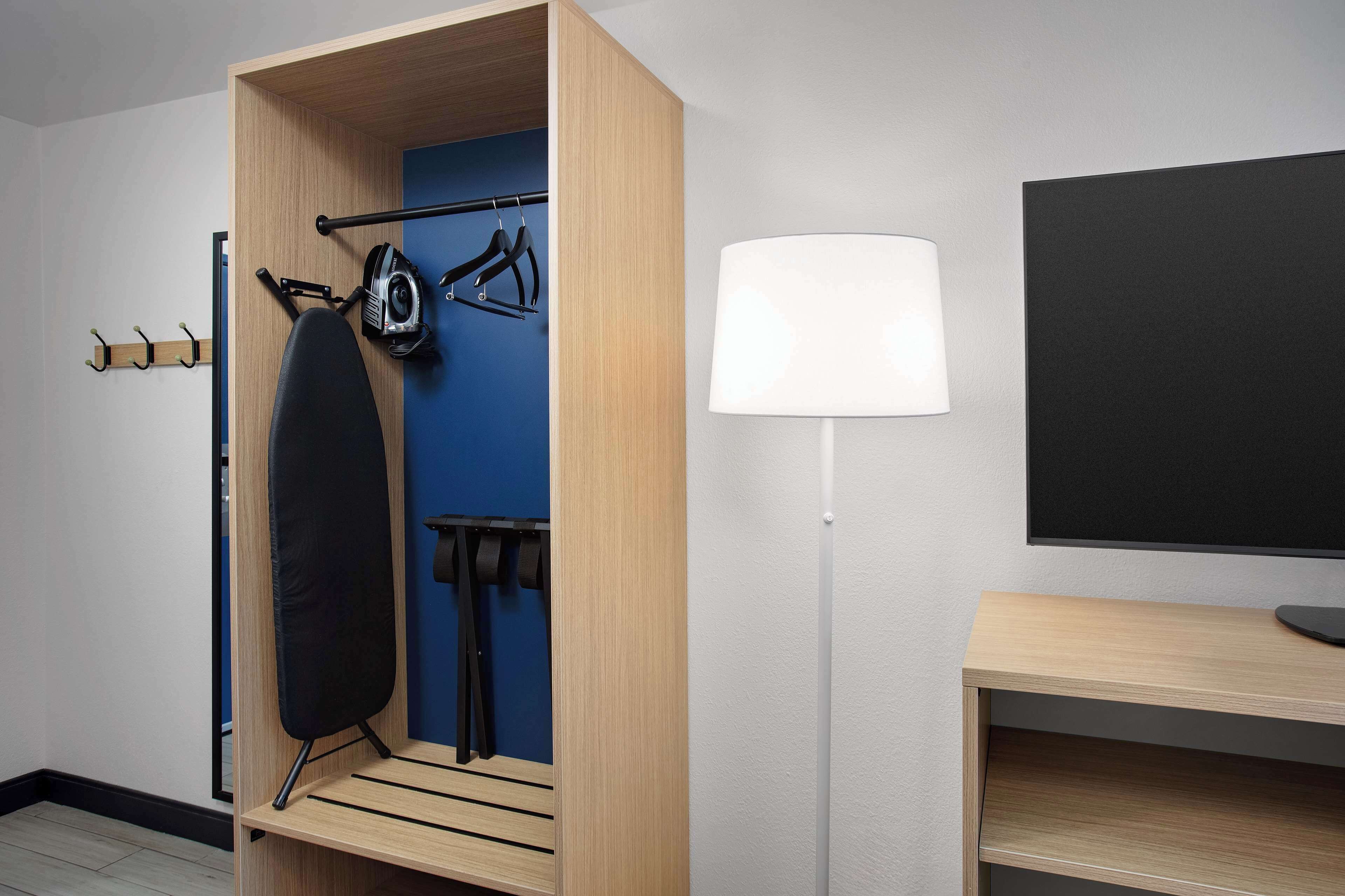 Photo - Spark by Hilton Atlanta Cumberland Ballpark