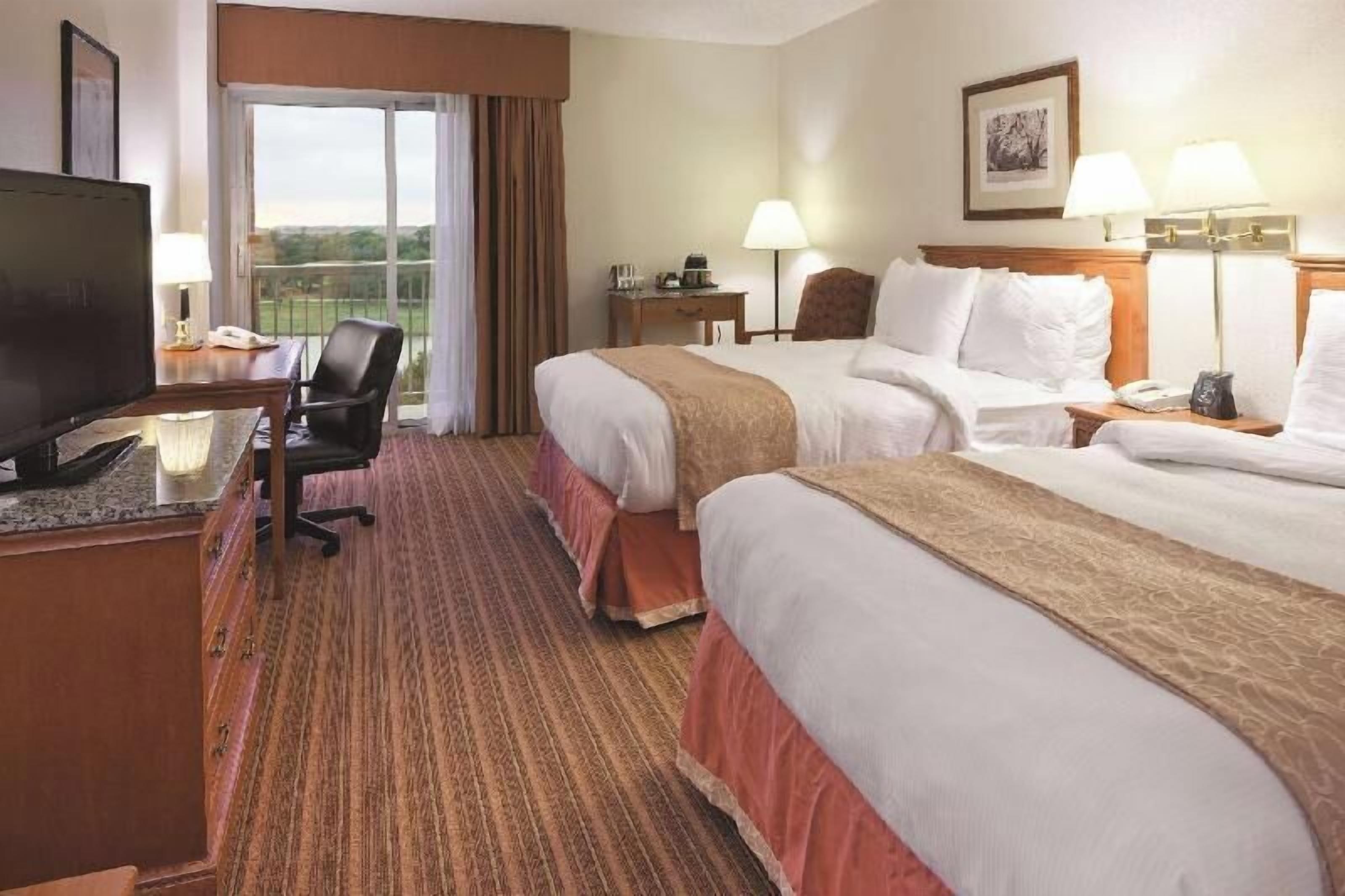 In-room safe, desk, laptop workspace, blackout drapes