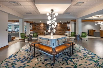 DoubleTree by Hilton Dallas - Farmers Branch