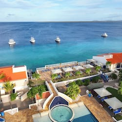 2 outdoor pools, free pool cabanas, pool loungers