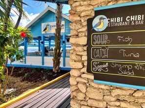 2 개의 레스토랑, 아침 식사, 점심 식사, 저녁 식사 제공(현지 요리)