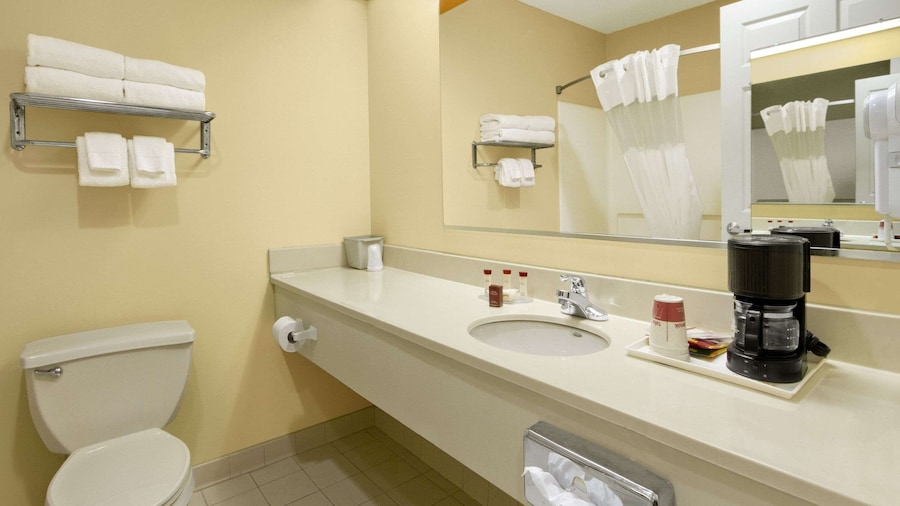 Ramada Limited Columbia