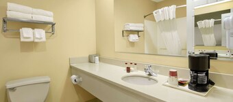 Ramada Limited Columbia