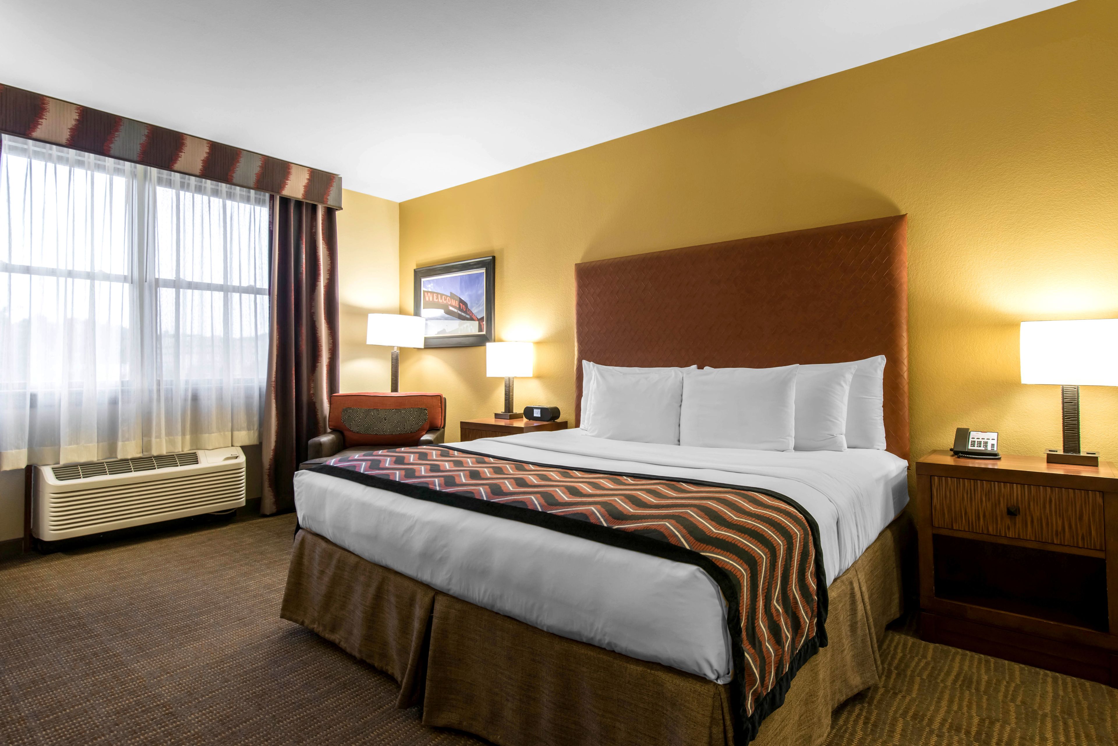 premium bedding, in-room safe, desk, laptop workspace