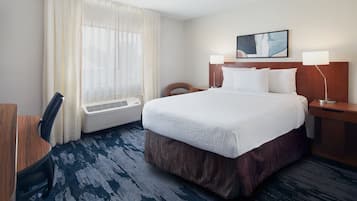 Habitación, 1 cama matrimonial | Ropa de cama de alta calidad y escritorio