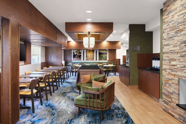 Free continental breakfast