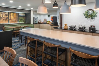 Fairfield Inn & Suites By Marriott Memphis Germantown