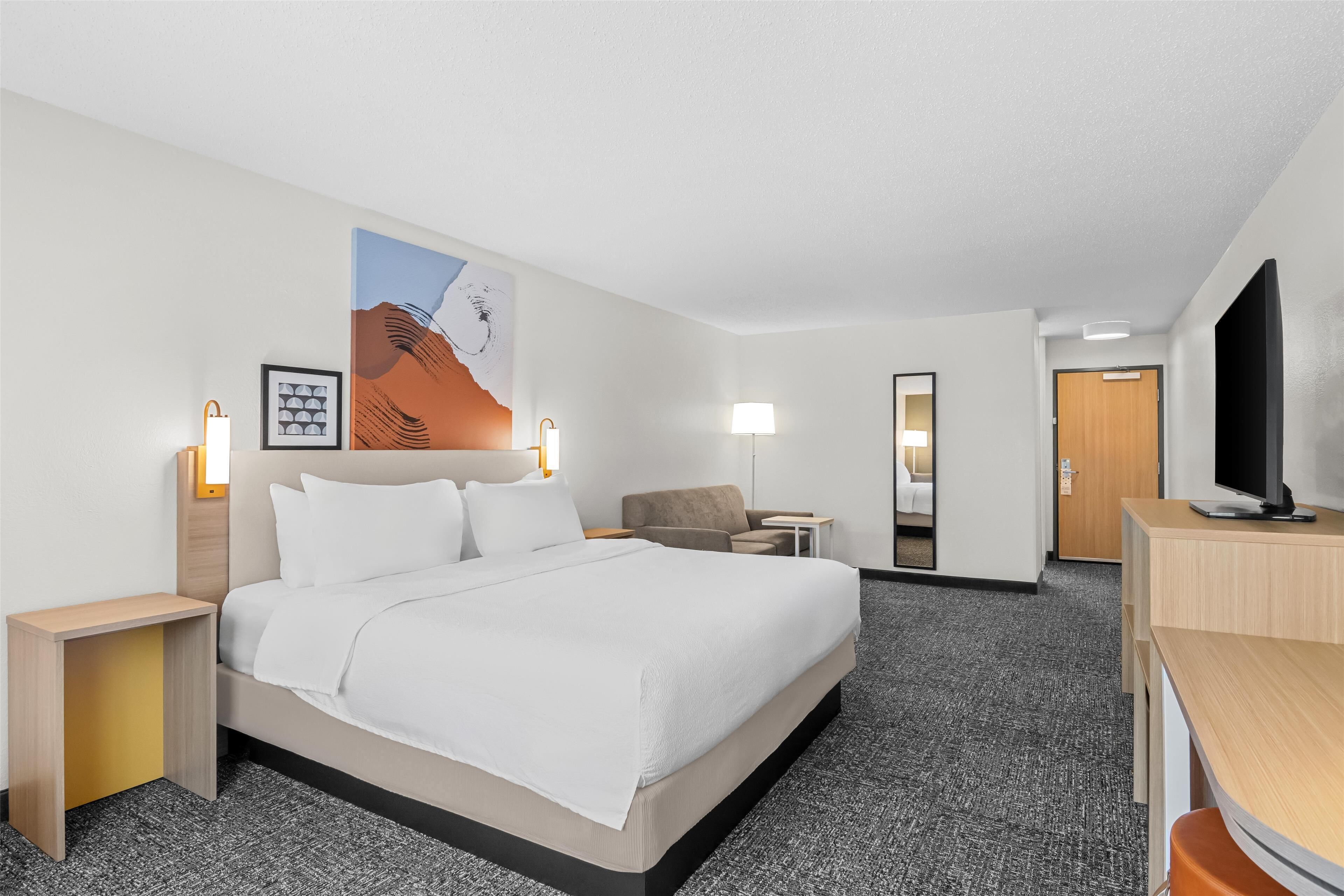 room, 1 king bed with sofa bed | iron/ironing board, free rollaway beds, free wifi, bed sheets