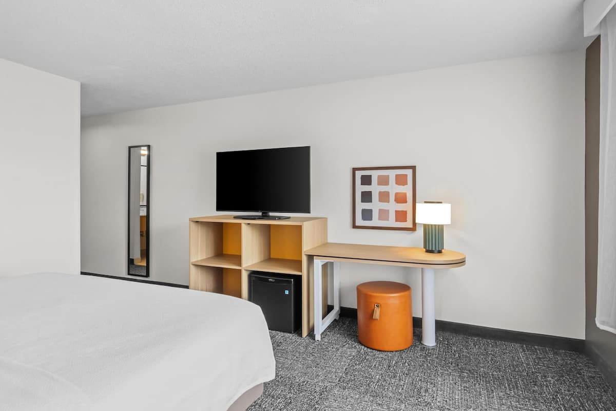Iron/ironing board, free rollaway beds, free WiFi, bed sheets