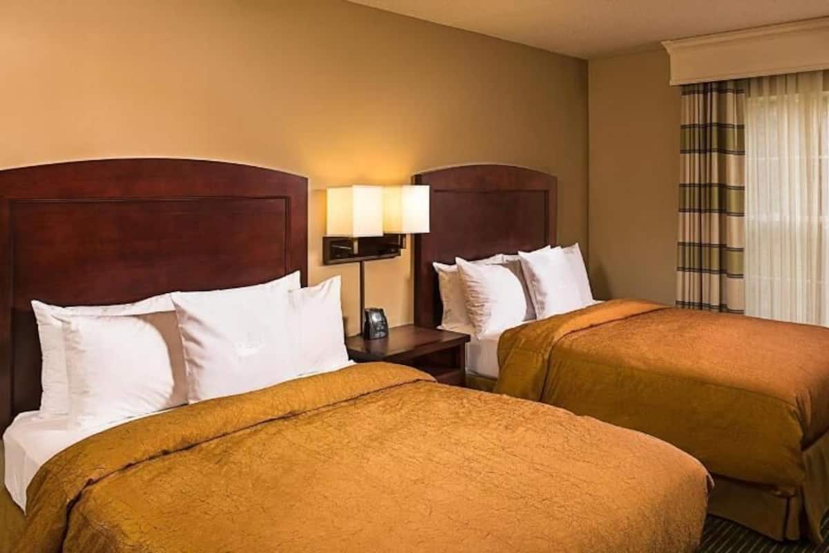 1 habitación, ropa de cama de alta calidad y escritorio