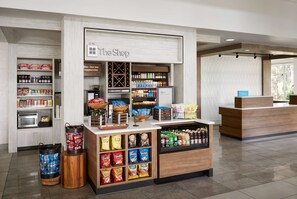 Breakfast and dinner served  - Hilton Garden Inn Denver South Park Meadows Area (Englewood)