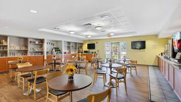 Petit déjeuner buffet compris tous les jours