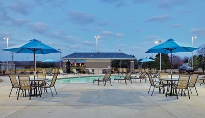 โรงแรม Holiday Inn Express Monticello บาย IHG