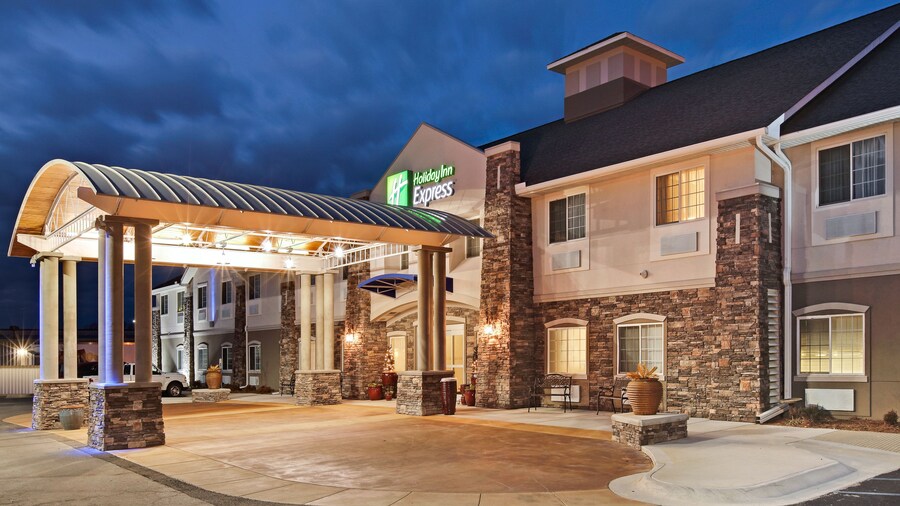 洲际酒店集团Holiday Inn Express Monticello