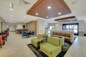 Exterior - Holiday Inn Express Hotel & Suites Beatrice by IHG (Beatrice)