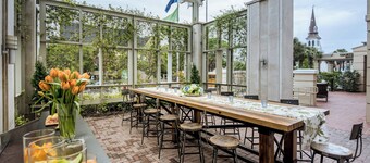 Courtyard Charleston Historic District