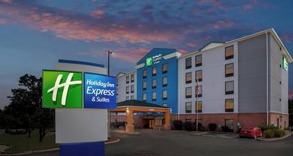 Holiday Inn Express Suites Charleston by IHG