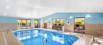 Holiday Inn Express Suites Charleston by IHG