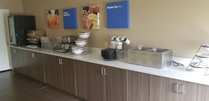 Bao gồm bữa sáng buffet hàng ngày