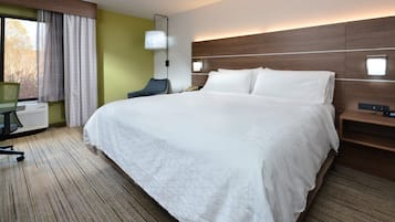 Standard Room, 1 King Bed, Accessible (Mobility, Accessible Tub) | Premium bedding, in-room safe, desk, blackout drapes