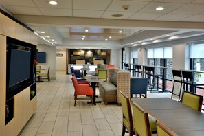 Exterior - Holiday Inn Express Raleigh Durham Airport by IHG (Morrisville)
