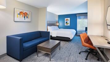 Suite, 1 King Bed | Desk, iron/ironing board, cribs/infant beds, rollaway beds