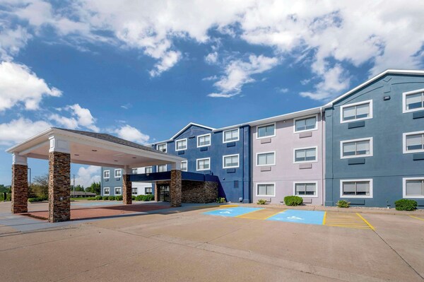 Comfort Inn Kendallville East - Indiana (State)