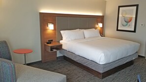 セーフティ ボックス (室内)、デスク、アイロン / アイロン台、ベビーベッド