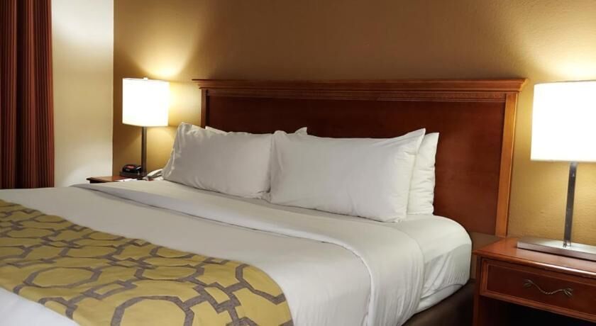 Desk, iron/ironing board, free cots/infant beds, free WiFi