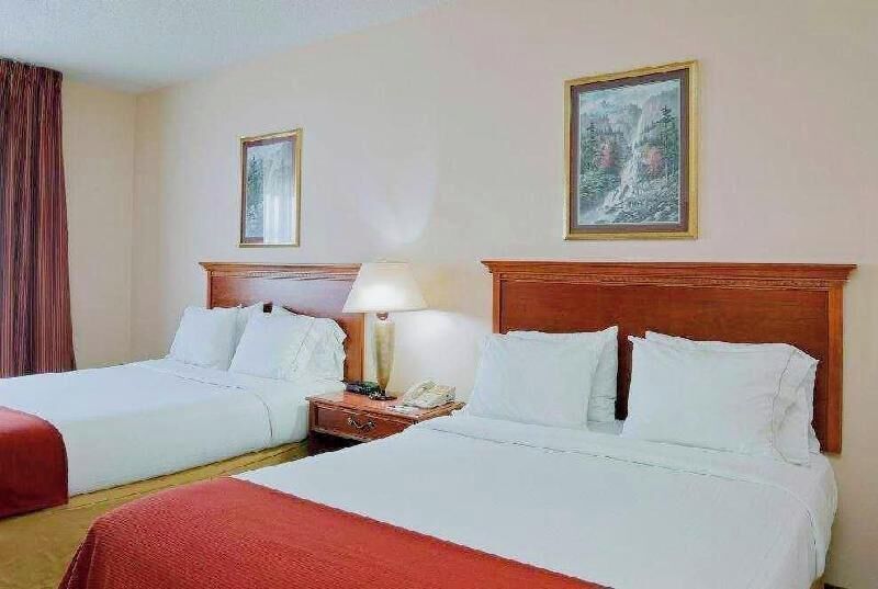 Desk, iron/ironing board, free cots/infant beds, free WiFi