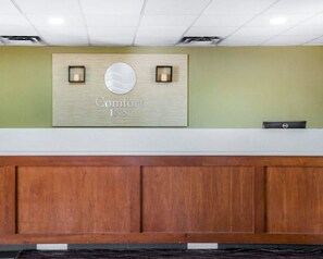 Lobby - Comfort Inn Winchester (Winchester)