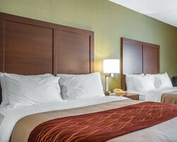 Standard Room, 2 Queen Beds, Non Smoking | Desk, iron/ironing board, free WiFi, bed sheets